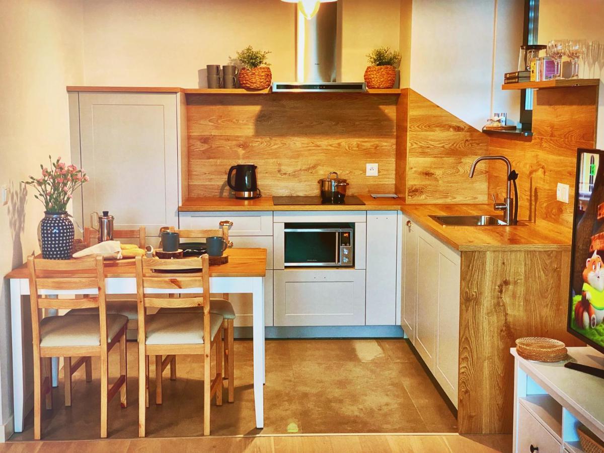 Lazy Deer - Apartamenty Jelenia Gora Bagian luar foto