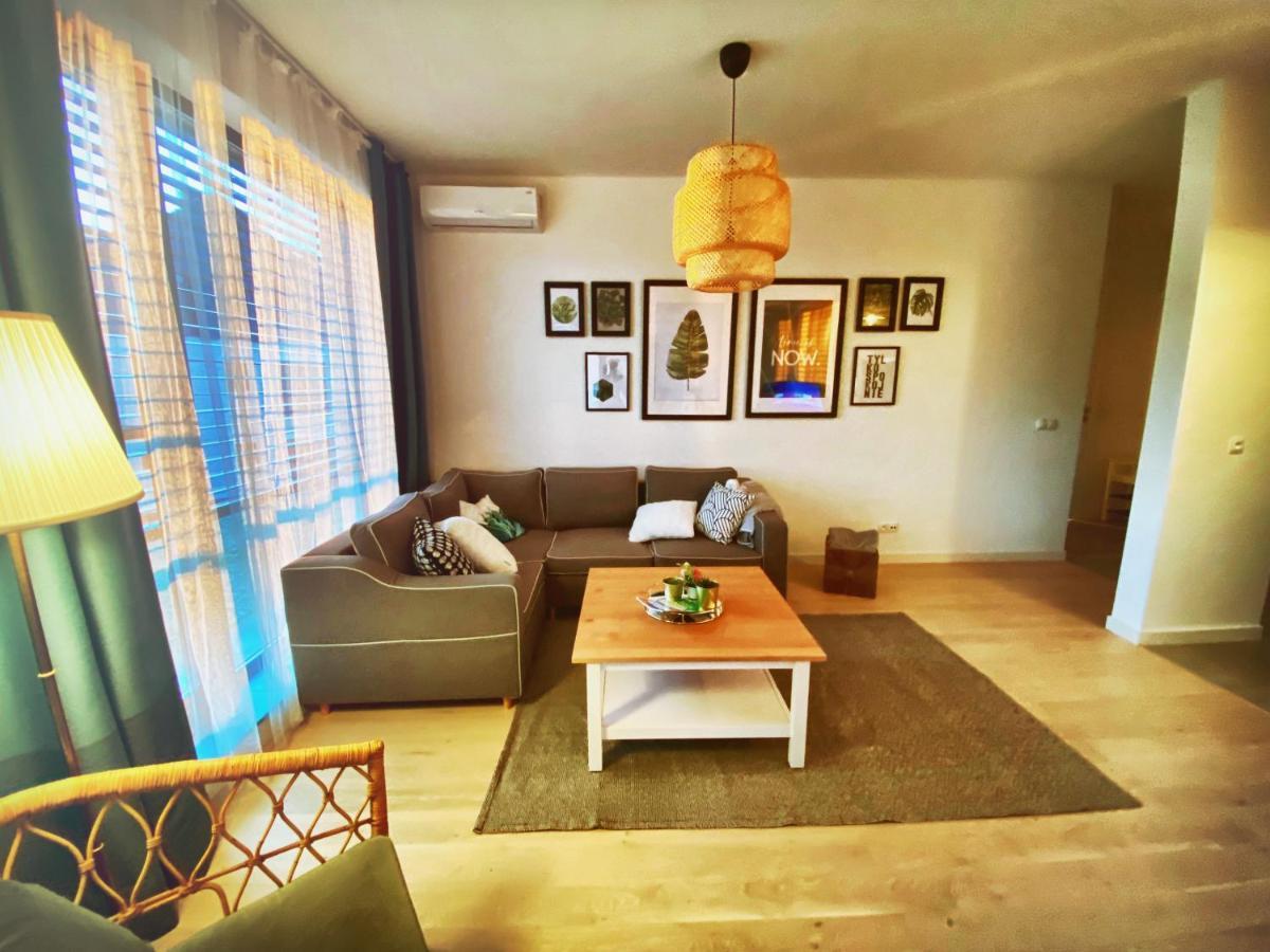 Lazy Deer - Apartamenty Jelenia Gora Bagian luar foto